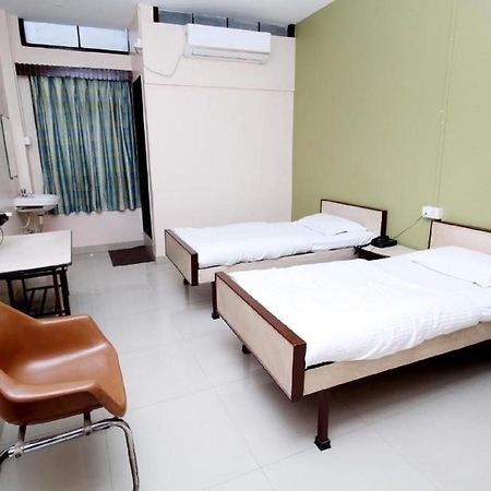 Hotel Gomatgiri Αουρανγκαμπάντ Εξωτερικό φωτογραφία