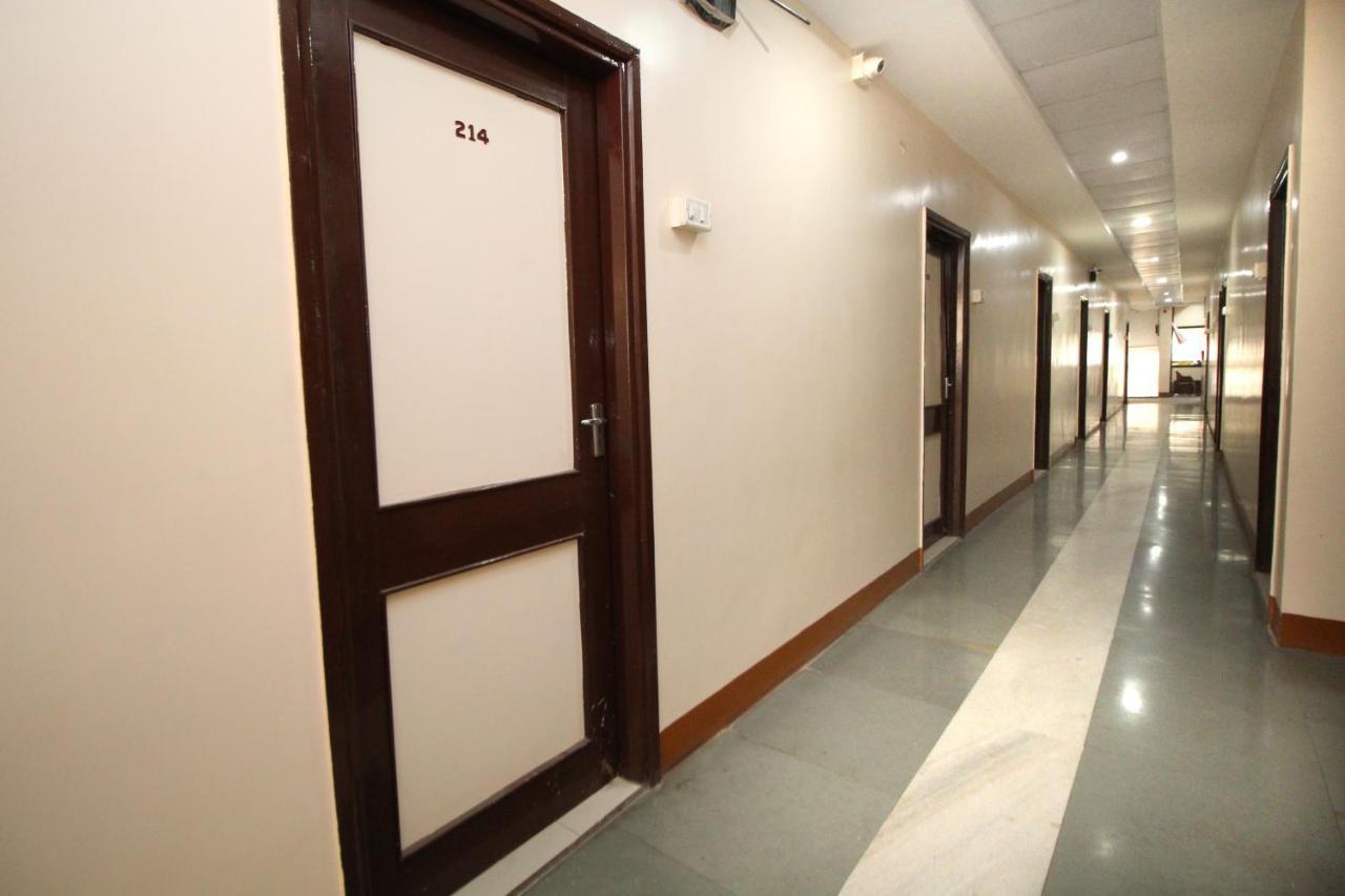 Hotel Gomatgiri Αουρανγκαμπάντ Εξωτερικό φωτογραφία
